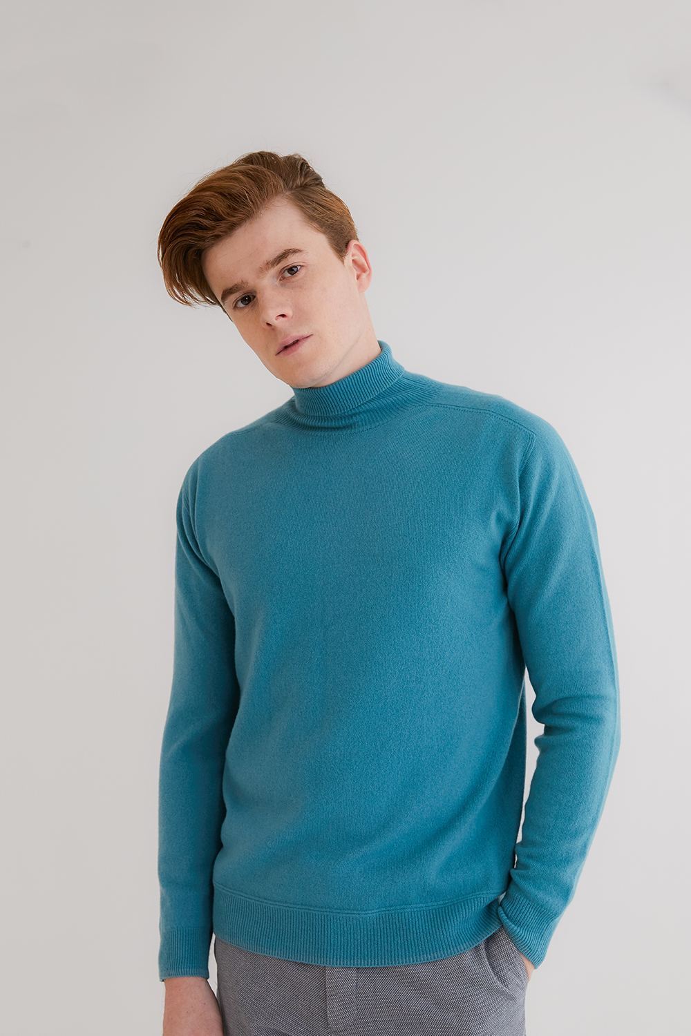 프리미엄 캐시미어100 남성 스웨터 [Pure cashmere100 turtleneck sweater by whole-garment knitting - Turquoise blue]