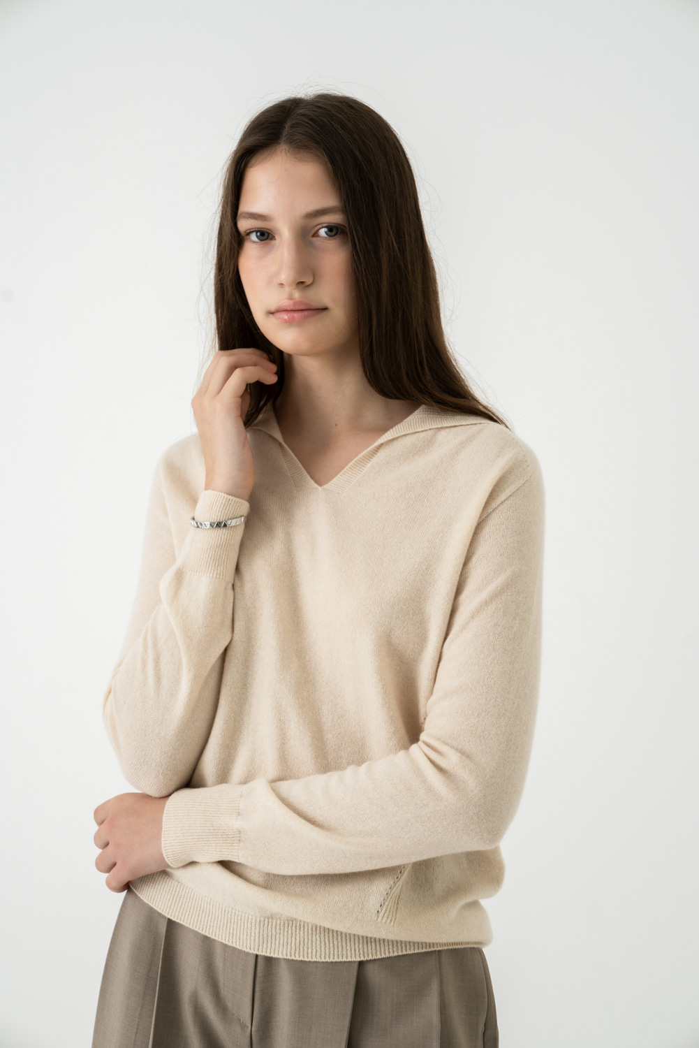 [Black label: Cariaggi] 프리미엄 이탈리안 캐시미어 100 브이넥 풀오버 Premium pure cashmere100 V neck pullover  - Cream beige