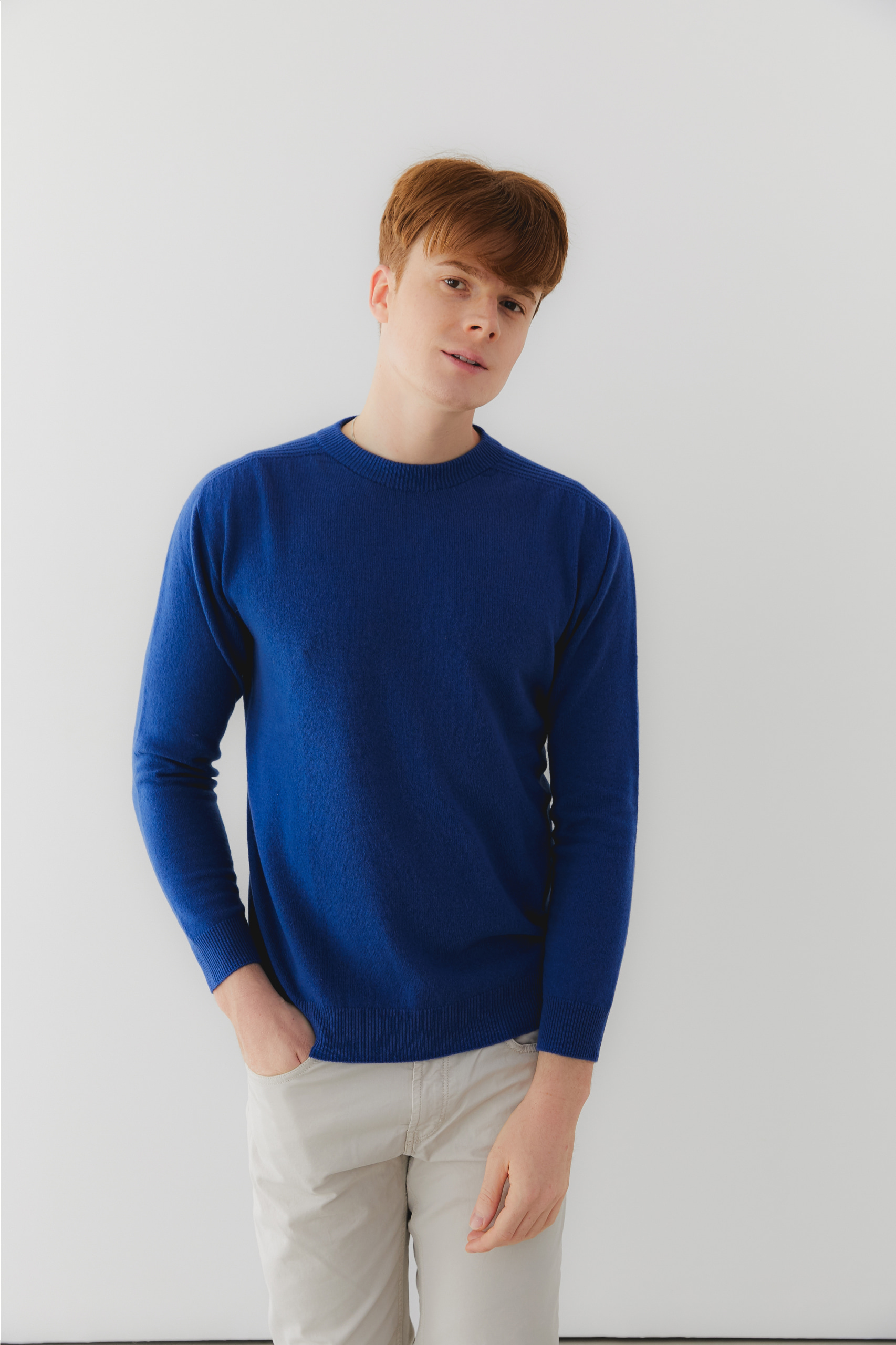 프리미엄 캐시미어 100 남성 라운드넥 스웨터 [Pure cashmere100 whole-garment knitting roundneck pullover - Royal blue]